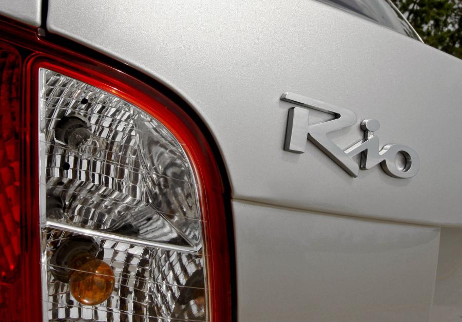  Kia Rio 2010 года  (фото 7 из 21)